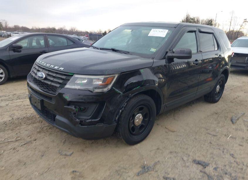 Photo 2 of 2019 Ford Police INTERCEPTOR (VIN 1FM5K8AR2KGB14115)