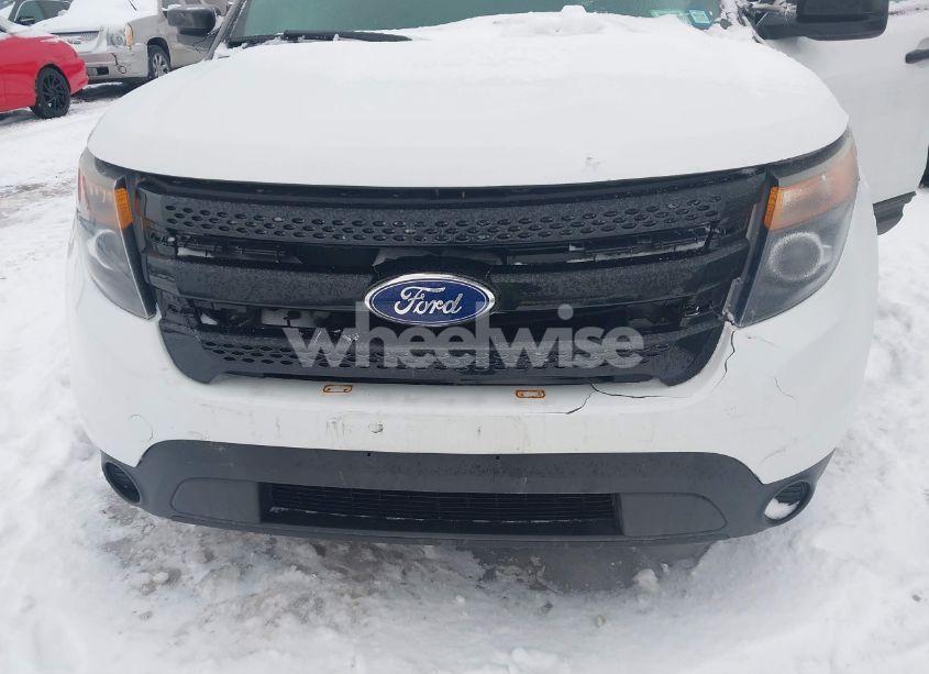 Photo 6 of 2015 Ford Police INTERCEPTOR (VIN 1FM5K8AR3FGC08073)