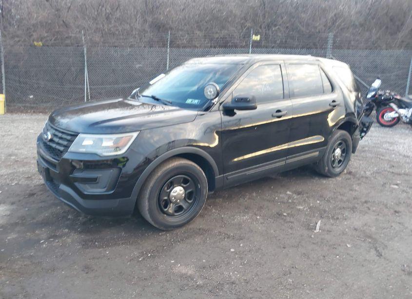 Photo 2 of 2016 Ford Explorer POLICE INTERCEPTOR (VIN 1FM5K8AR3GGA28660)