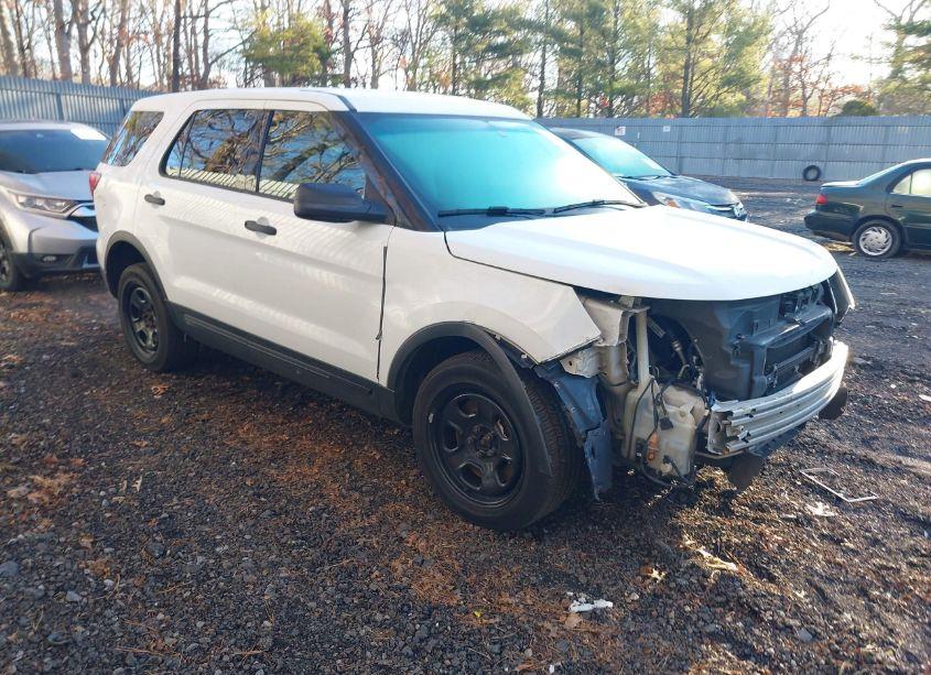 2017 Ford Utility POLICE INTERCEPTOR (VIN 1FM5K8AR3HGA62986) main photo