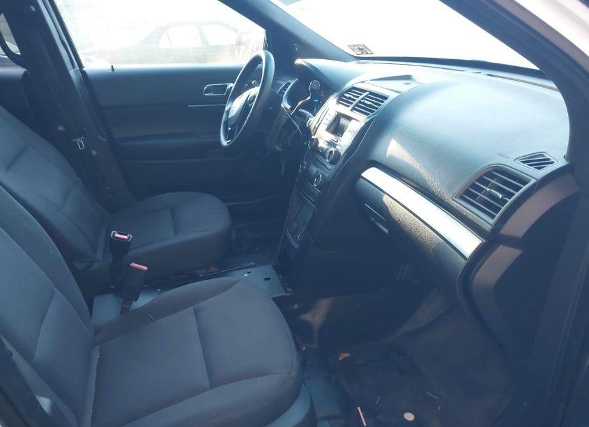 Photo 5 of 2017 Ford Utility POLICE INTERCEPTOR (VIN 1FM5K8AR3HGA62986)