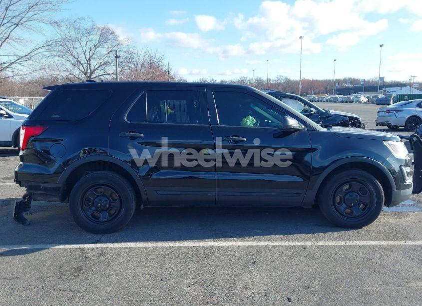 Photo 13 of 2017 Ford Police INTERCEPTOR (VIN 1FM5K8AR3HGE01097)