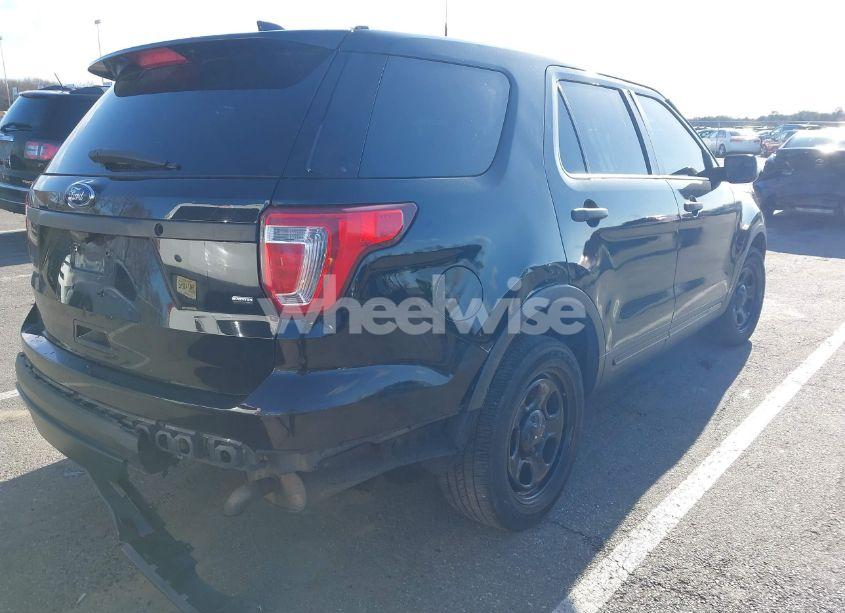 Photo 4 of 2017 Ford Police INTERCEPTOR (VIN 1FM5K8AR3HGE01097)