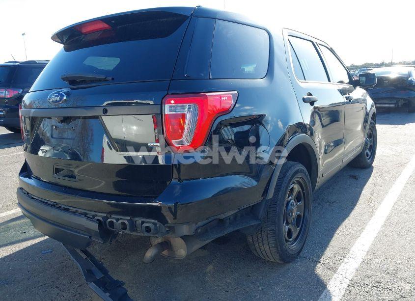 Photo 6 of 2017 Ford Police INTERCEPTOR (VIN 1FM5K8AR3HGE01097)