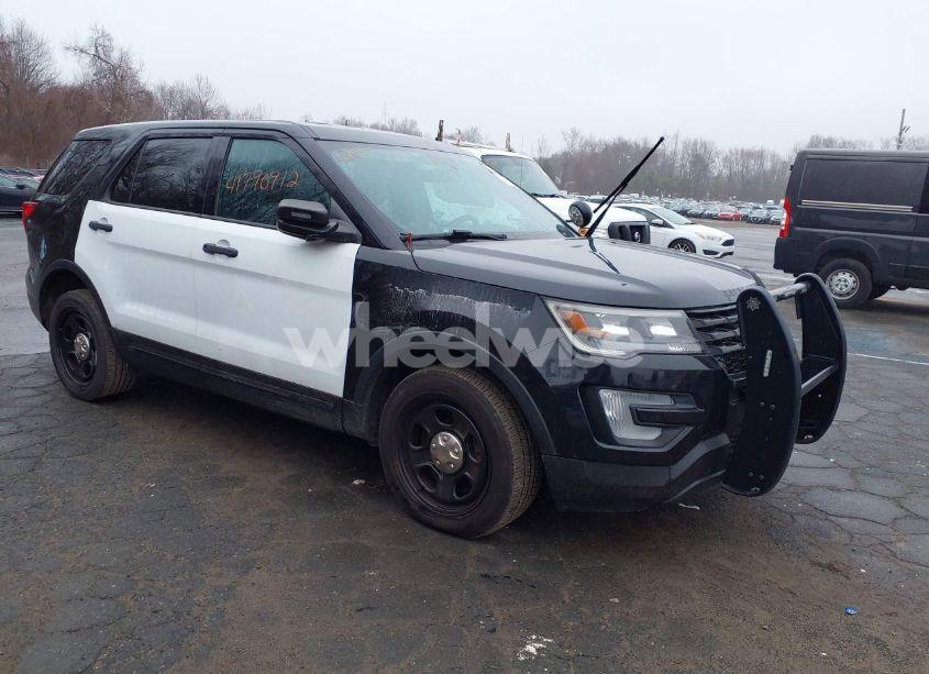 2017 Ford Police INTERCEPTOR (VIN 1FM5K8AR3HGE01634) main photo