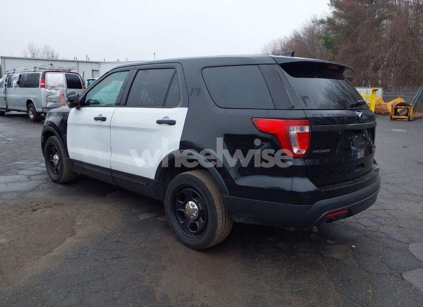 Photo 3 of 2017 Ford Police INTERCEPTOR (VIN 1FM5K8AR3HGE01634)