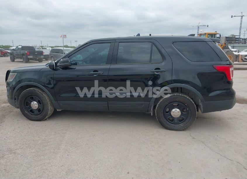 Photo 14 of 2016 Ford Police INTERCEPTOR (VIN 1FM5K8AR4GGA78659)