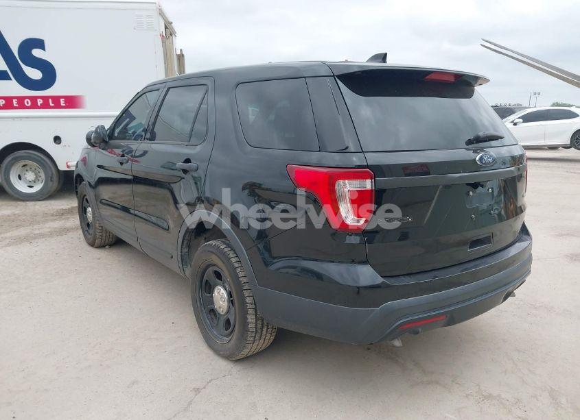 Photo 3 of 2016 Ford Police INTERCEPTOR (VIN 1FM5K8AR4GGA78659)