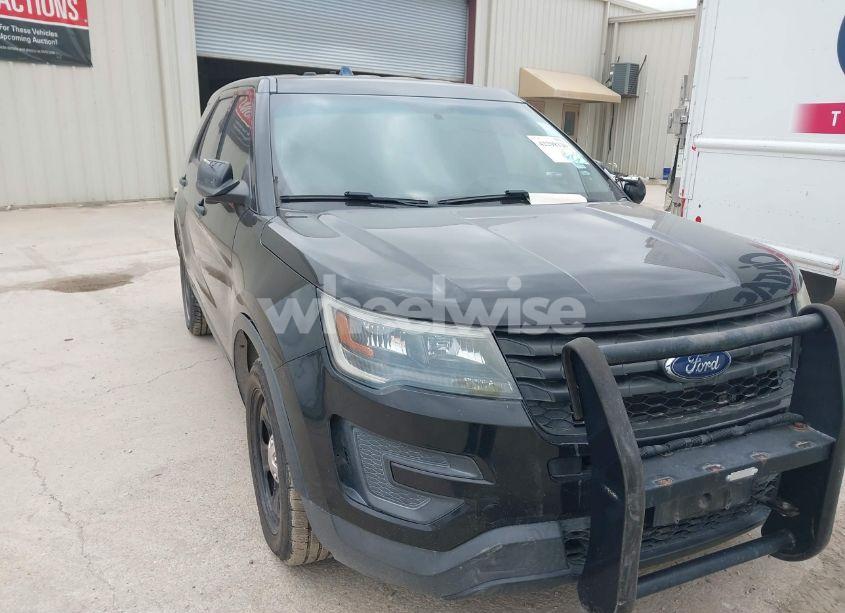 Photo 6 of 2016 Ford Police INTERCEPTOR (VIN 1FM5K8AR4GGA78659)