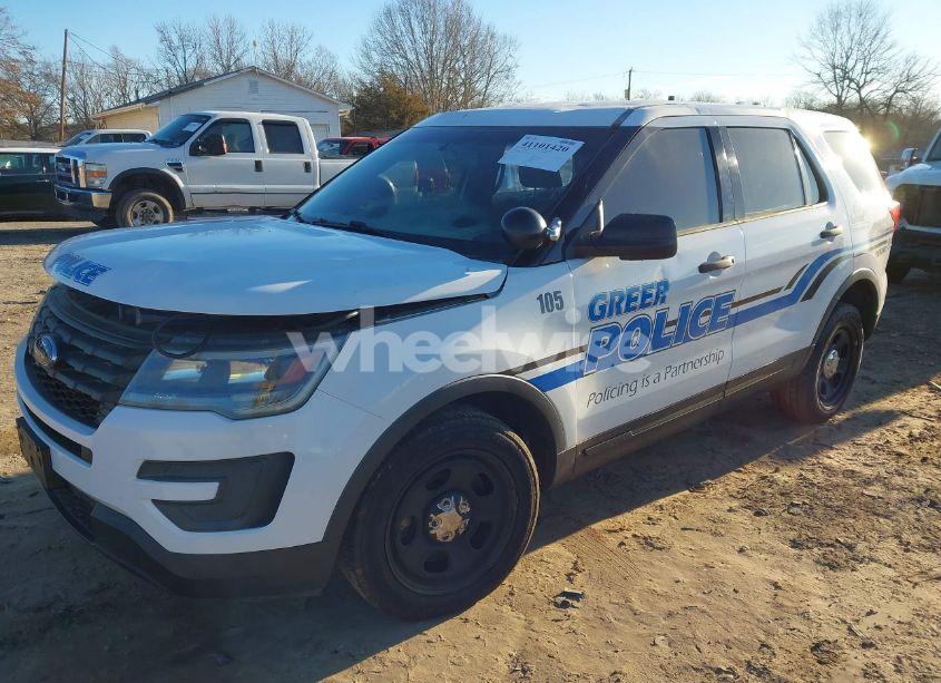 Photo 2 of 2016 Ford Police INTERCEPTOR (VIN 1FM5K8AR4GGD31298)