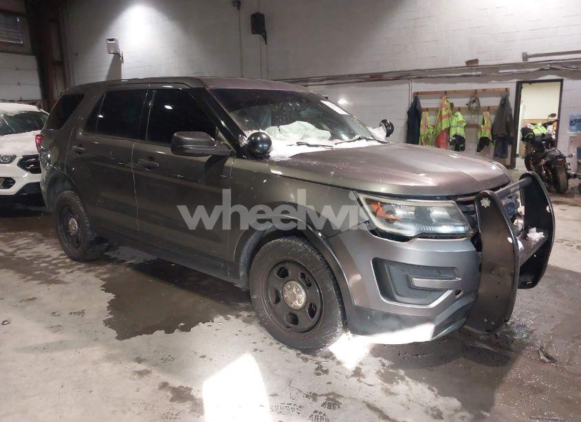 2017 Ford Police INTERCEPTOR (VIN 1FM5K8AR4HGE14327) main photo