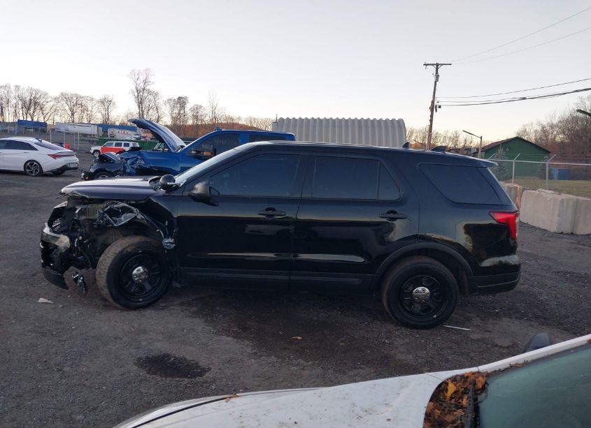 Photo 14 of 2018 Ford Police INTERCEPTOR UTILITY (VIN 1FM5K8AR4JGB00246)