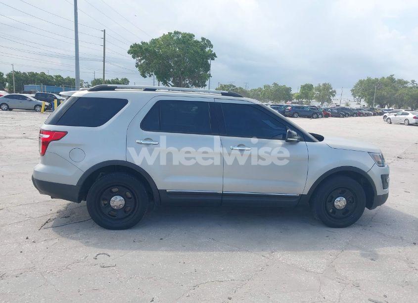 Photo 13 of 2018 Ford Police INTERCEPTOR (VIN 1FM5K8AR4JGC95328)