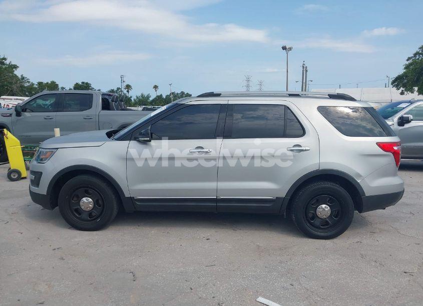 Photo 14 of 2018 Ford Police INTERCEPTOR (VIN 1FM5K8AR4JGC95328)