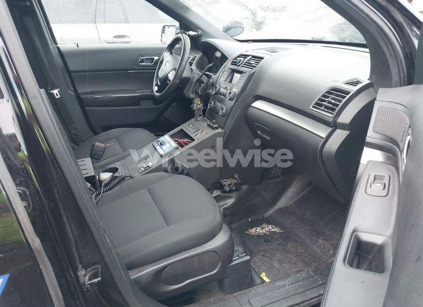 Photo 5 of 2019 Ford Police INTERCEPTOR (VIN 1FM5K8AR4KGA20043)