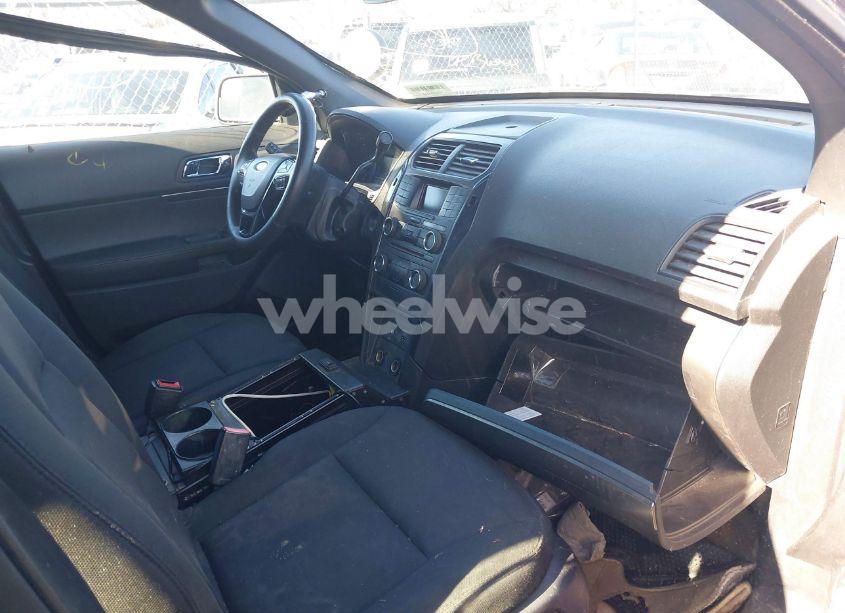 Photo 5 of 2016 Ford Police INTERCEPTOR (VIN 1FM5K8AR5GGC26723)