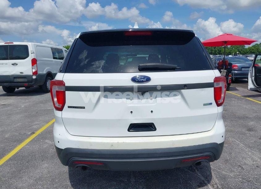 Photo 16 of 2017 Ford Police INTERCEPTOR (VIN 1FM5K8AR5HGA35899)