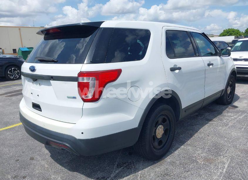 Photo 4 of 2017 Ford Police INTERCEPTOR (VIN 1FM5K8AR5HGA35899)