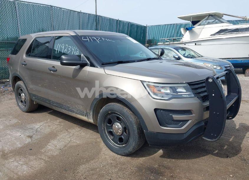 2017 Ford Police INTERCEPTOR (VIN 1FM5K8AR5HGA44070) main photo