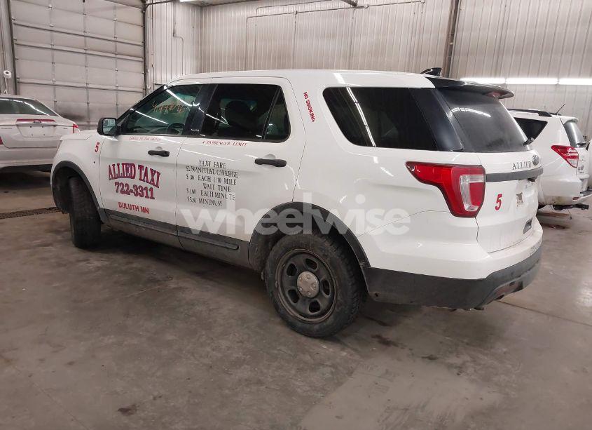 Photo 3 of 2016 Ford Police INTERCEPTOR (VIN 1FM5K8AR6GGB89648)