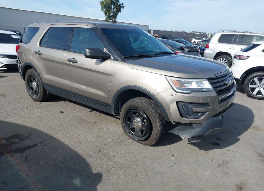 2017 Ford Police INTERCEPTOR (VIN 1FM5K8AR6HGA44269) main photo