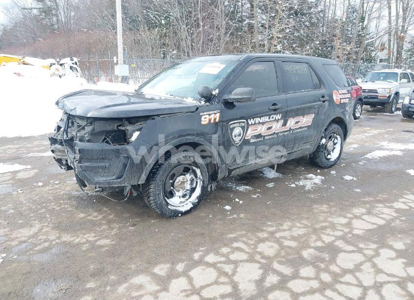 Photo 2 of 2017 Ford Police INTERCEPTOR (VIN 1FM5K8AR6HGD06906)