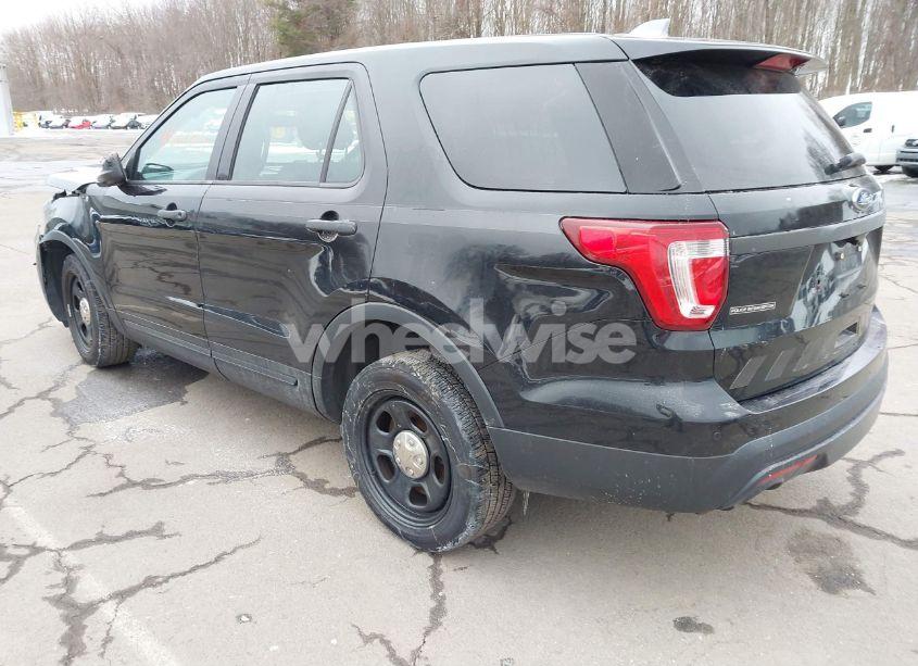 Photo 3 of 2017 Ford Police INTERCEPTOR (VIN 1FM5K8AR6HGE15768)