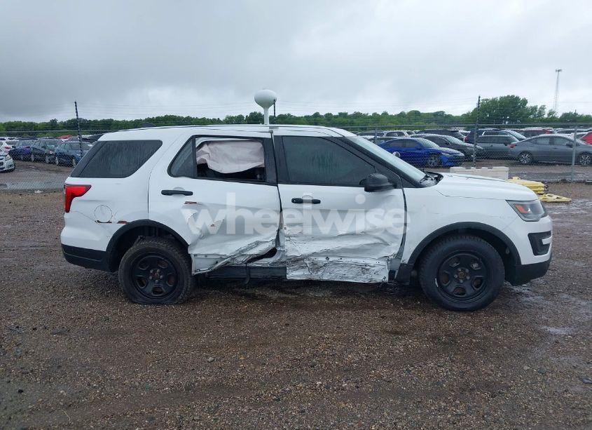 Photo 13 of 2018 Ford Police INTERCEPTOR (VIN 1FM5K8AR6JGC76392)