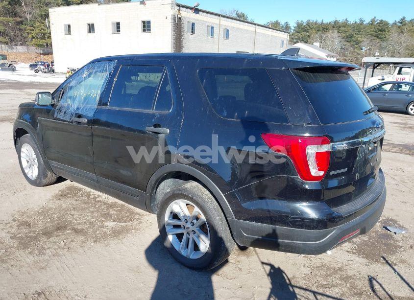 Photo 3 of 2019 Ford Police INTERCEPTOR (VIN 1FM5K8AR6KGA28631)