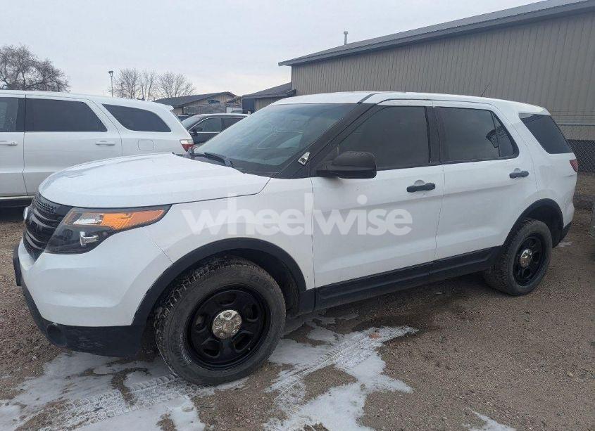 Photo 2 of 2014 Ford Police INTERCEPTOR (VIN 1FM5K8AR7EGB69244)