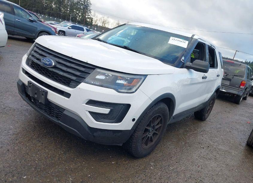 Photo 2 of 2017 Ford Police INTERCEPTOR (VIN 1FM5K8AR7HGD58545)