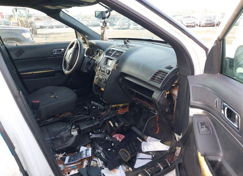 Photo 5 of 2017 Ford Utility POLICE INTERCEPTOR (VIN 1FM5K8AR7HGD92601)