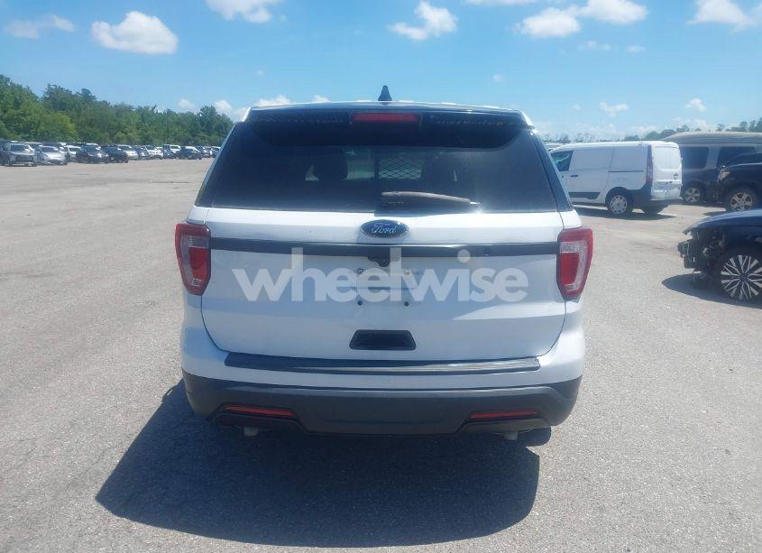 Photo 16 of 2018 Ford Police INTERCEPTOR (VIN 1FM5K8AR7JGB46279)