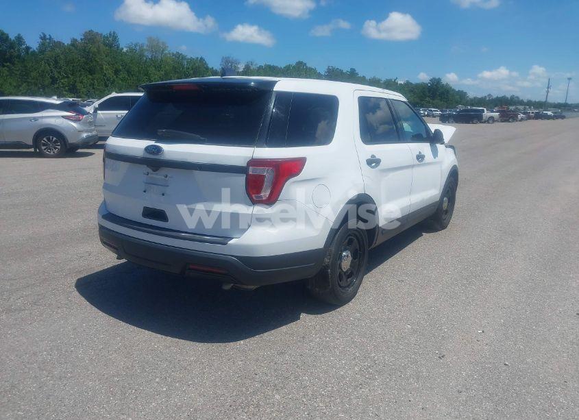 Photo 4 of 2018 Ford Police INTERCEPTOR (VIN 1FM5K8AR7JGB46279)
