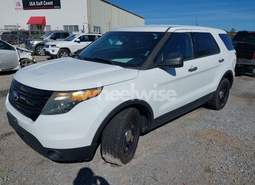 Photo 2 of 2013 Ford Police INTERCEPTOR (VIN 1FM5K8AR8DGC10947)