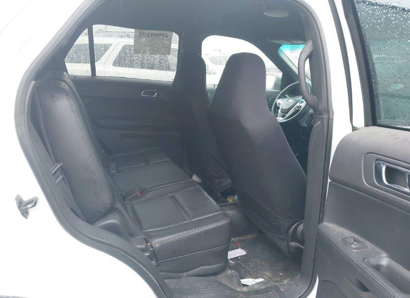 Photo 8 of 2015 Ford Utility POLICE INTERCEPTOR (VIN 1FM5K8AR8FGC17416)