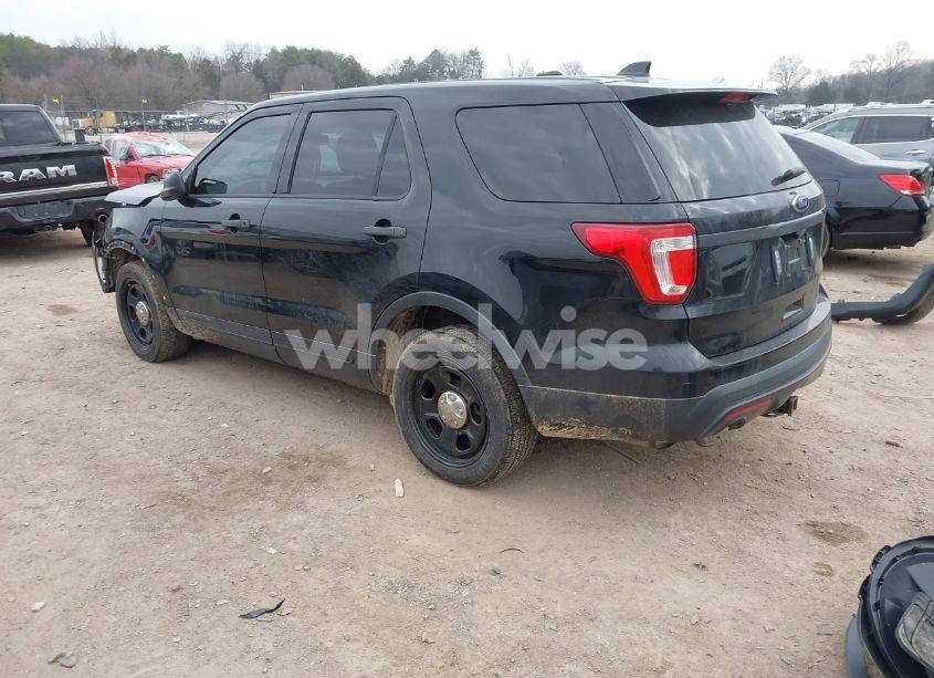 Photo 3 of 2016 Ford Police INTERCEPTOR (VIN 1FM5K8AR8GGA19131)