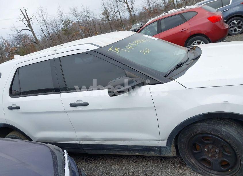 Photo 12 of 2016 Ford Police INTERCEPTOR (VIN 1FM5K8AR8GGB43660)