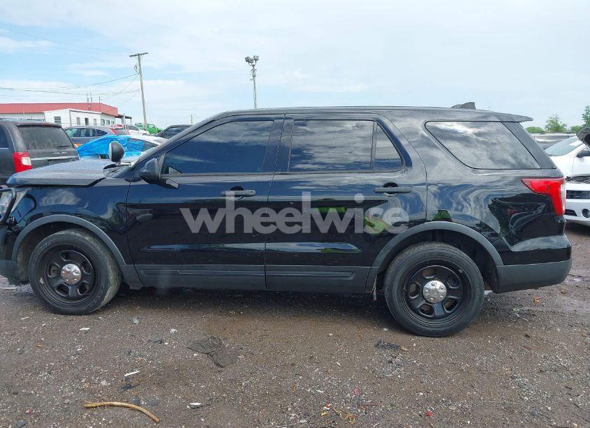 Photo 14 of 2016 Ford Police INTERCEPTOR (VIN 1FM5K8AR8GGC35822)