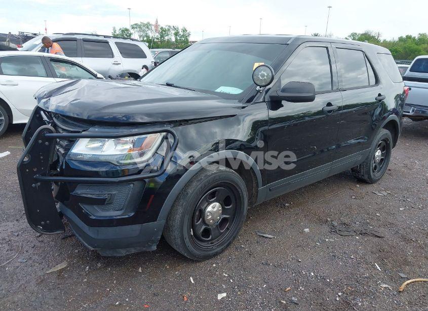 Photo 2 of 2016 Ford Police INTERCEPTOR (VIN 1FM5K8AR8GGC35822)