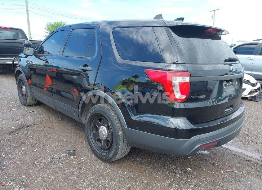 Photo 3 of 2016 Ford Police INTERCEPTOR (VIN 1FM5K8AR8GGC35822)