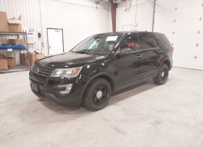 Photo 2 of 2016 Ford Police INTERCEPTOR (VIN 1FM5K8AR8GGC36579)