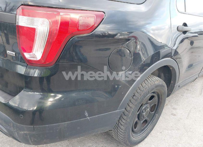 Photo 6 of 2016 Ford Police INTERCEPTOR (VIN 1FM5K8AR8GGD32194)