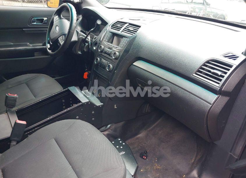 Photo 5 of 2017 Ford Police INTERCEPTOR (VIN 1FM5K8AR8HGA37503)