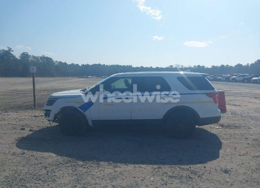 Photo 13 of 2017 Ford Police INTERCEPTOR (VIN 1FM5K8AR8HGB16184)