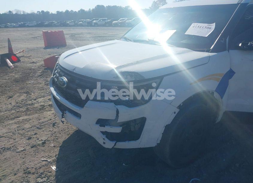 Photo 6 of 2017 Ford Police INTERCEPTOR (VIN 1FM5K8AR8HGB16184)