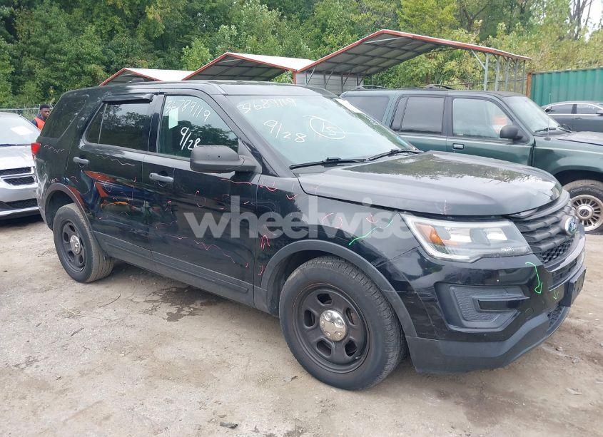 2017 Ford Utility POLICE INTERCEPTOR (VIN 1FM5K8AR8HGD57436) main photo