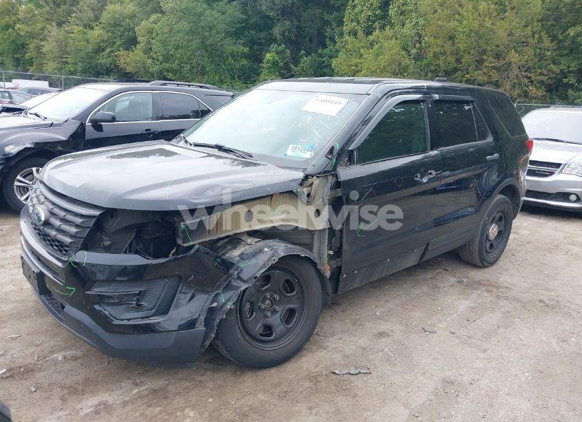 Photo 2 of 2017 Ford Utility POLICE INTERCEPTOR (VIN 1FM5K8AR8HGD57436)