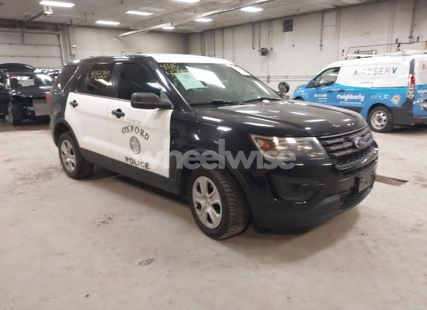 2018 Ford Police INTERCEPTOR (VIN 1FM5K8AR8JGC43930) main photo