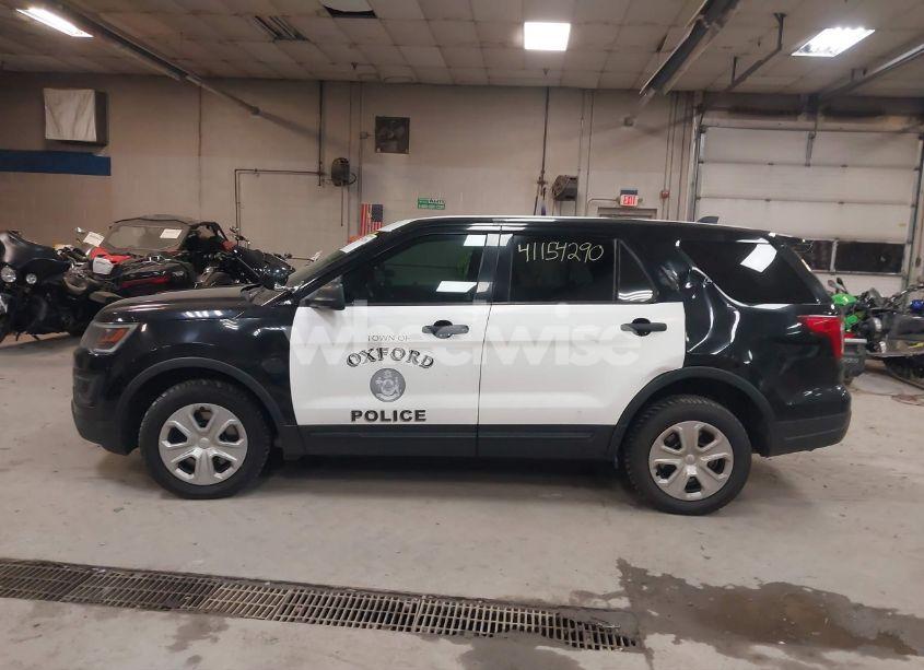 Photo 14 of 2018 Ford Police INTERCEPTOR (VIN 1FM5K8AR8JGC43930)